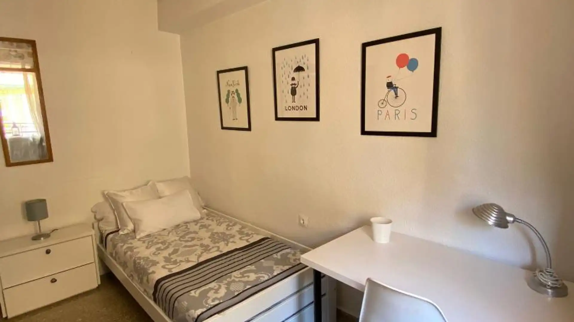 Piso en  Carrer de Menéndez y Pelayo 7 - Foto 9