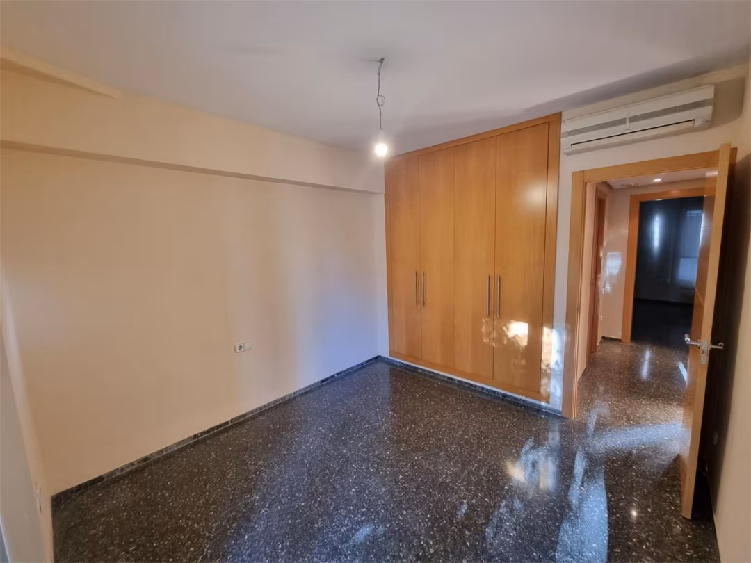 Piso en  Avinguda de Peris i Valero 143 - Foto 6