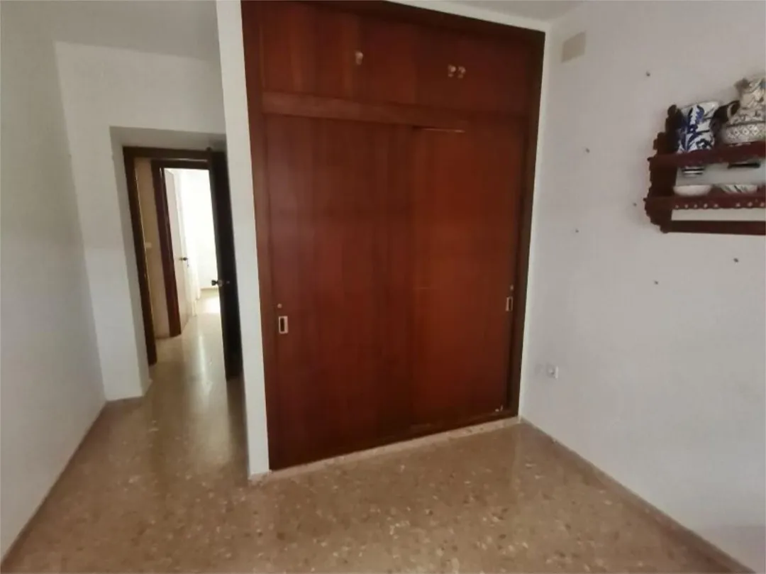 Piso en  Calle Jesús y María 14 - Foto 4