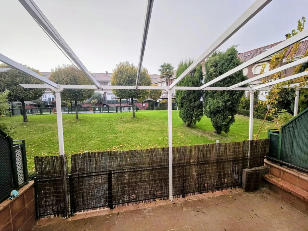 Piso en  Calle Pico Ocejon 27 - Foto 2