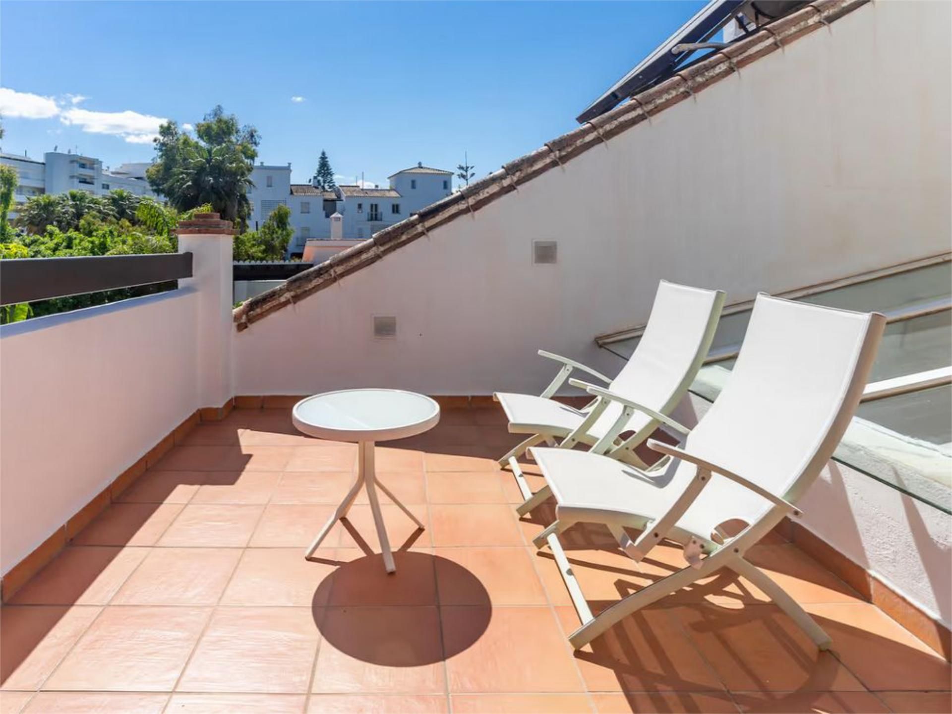 Chalet en  Avenida Carmen Sevilla 11 - Foto 27