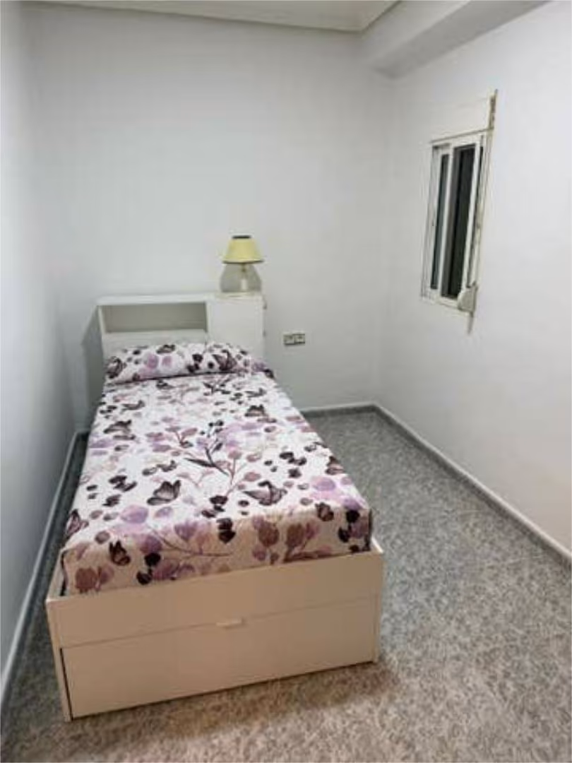 Piso en Cabañal - Foto 1