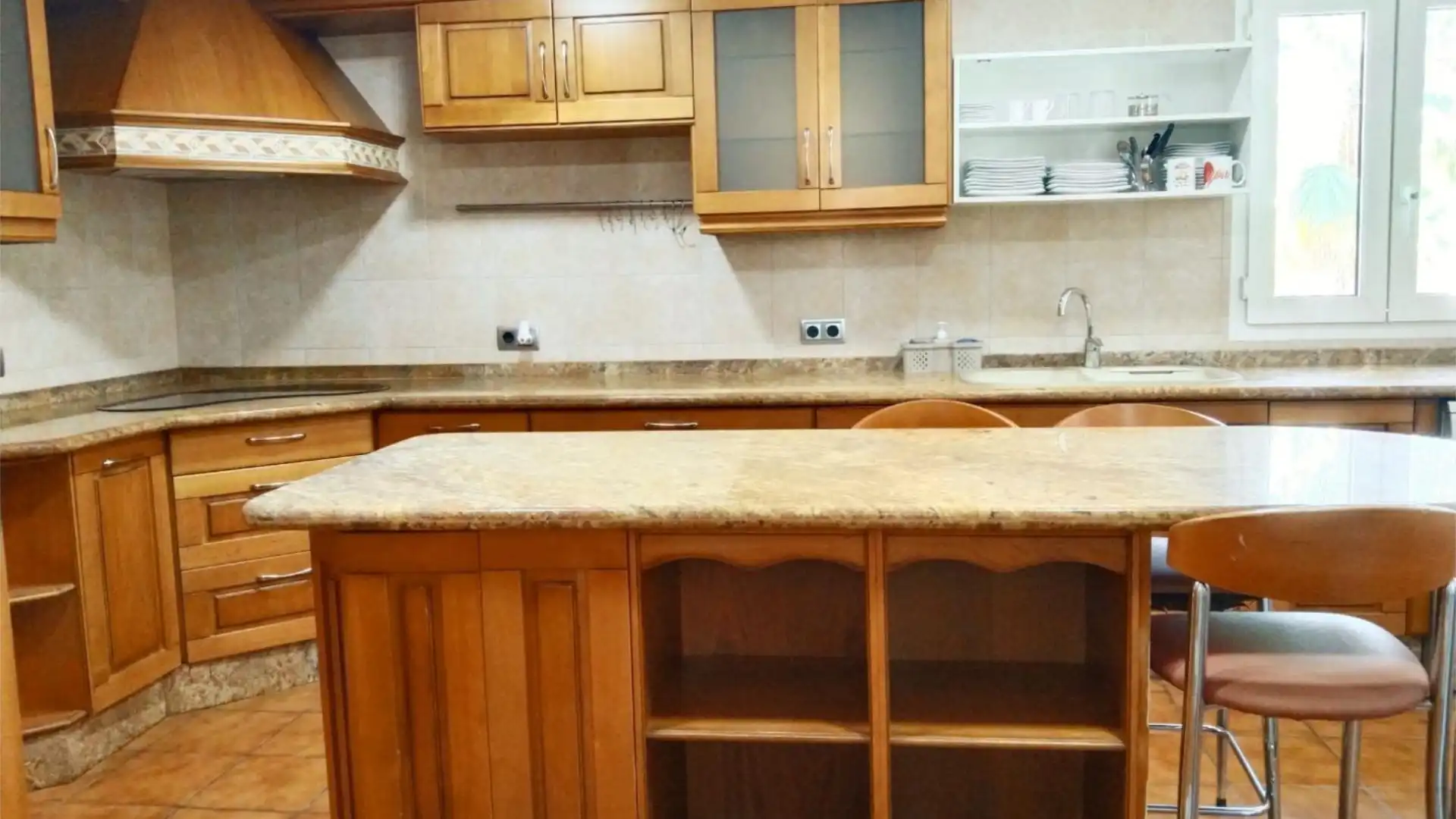 Piso en  Avenida Alcalde Clemente Díaz Ruiz 8 - Foto 6