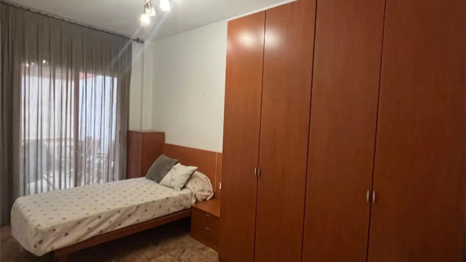 Piso en  Carrer de Sant Sebastià 38 - Foto 11