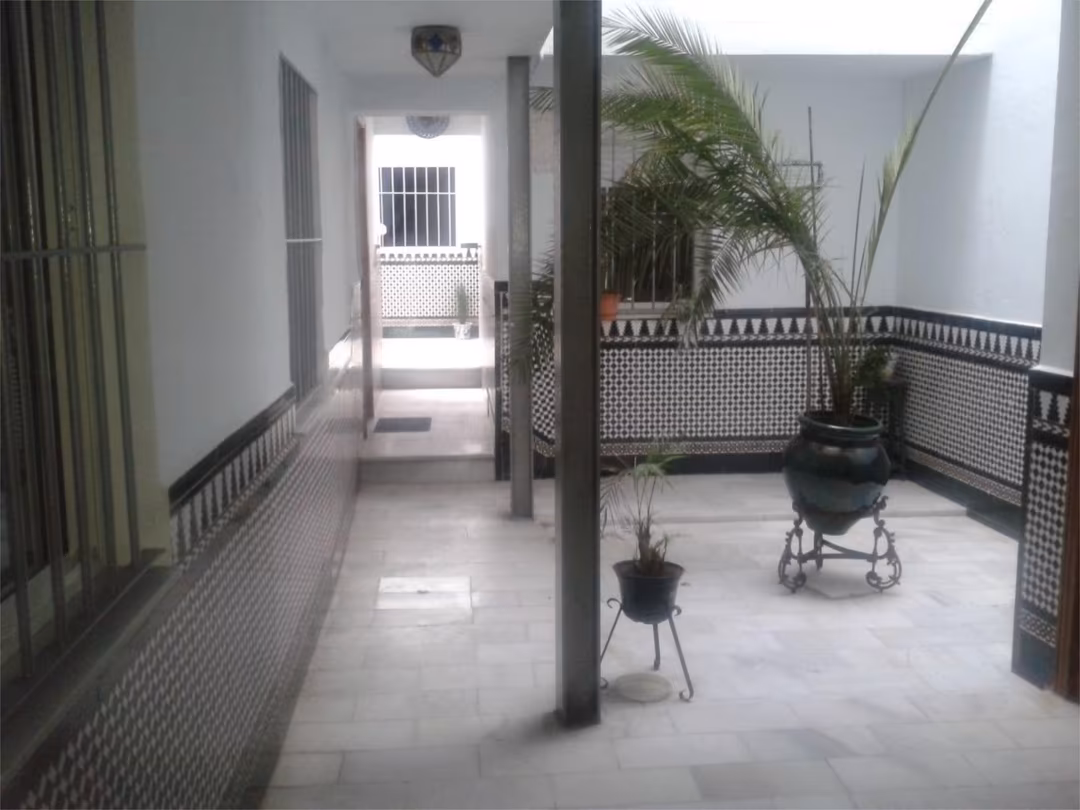 Piso en  Calle Clavellinas 3