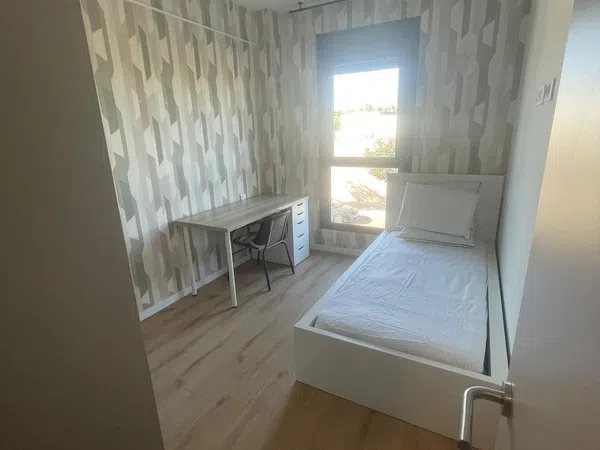 Piso en Calle Ingeniero Juan Chastang Marín, 4, Valdeolleros - Zumbacón - Camping - Foto 8