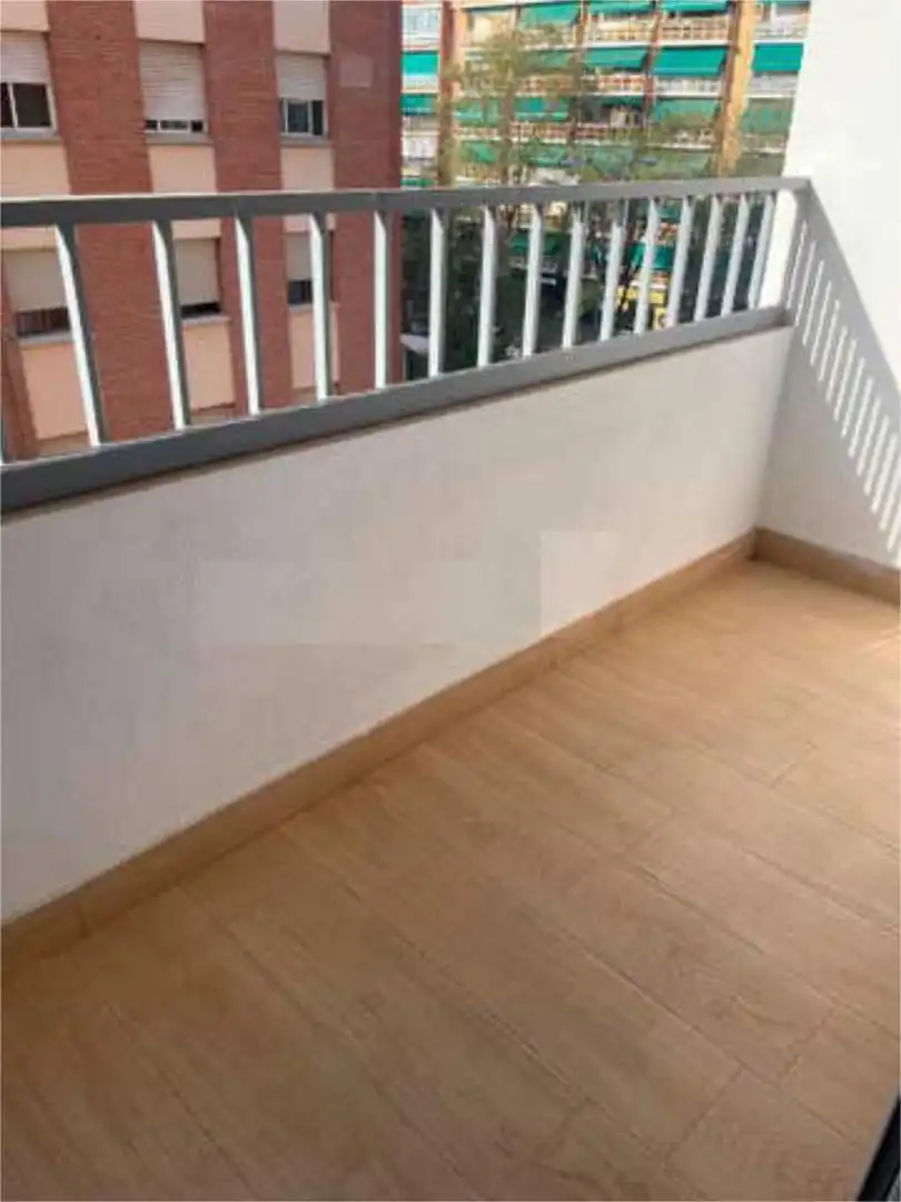 Piso en Avenida de Barcelona - Foto 2