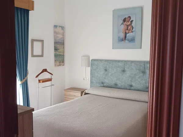 Casa o chalet independiente en Calle Vela y Mora, 24 Bajo - Foto 3