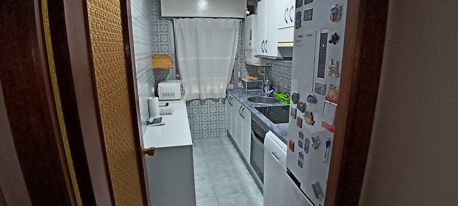 Piso en La Alhóndiga - Foto 9