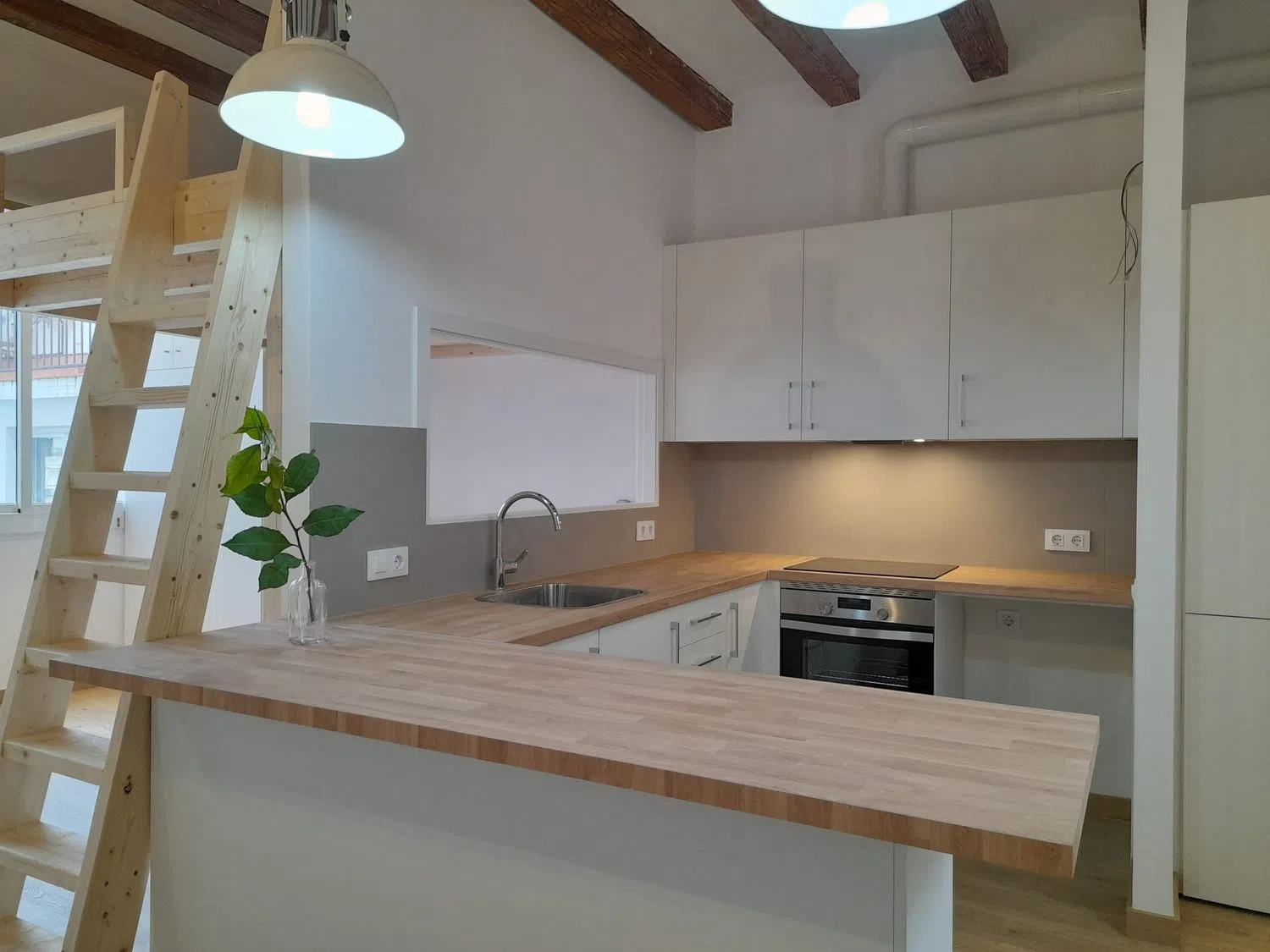 Estudio en calle de Viladomat, 146 - Foto 8