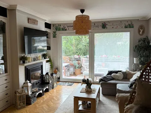 Piso en calle Isla de Lobeira, 7