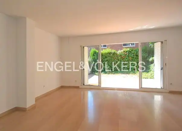 Chalet en L'Hospitalet de Llobregat - Foto 2