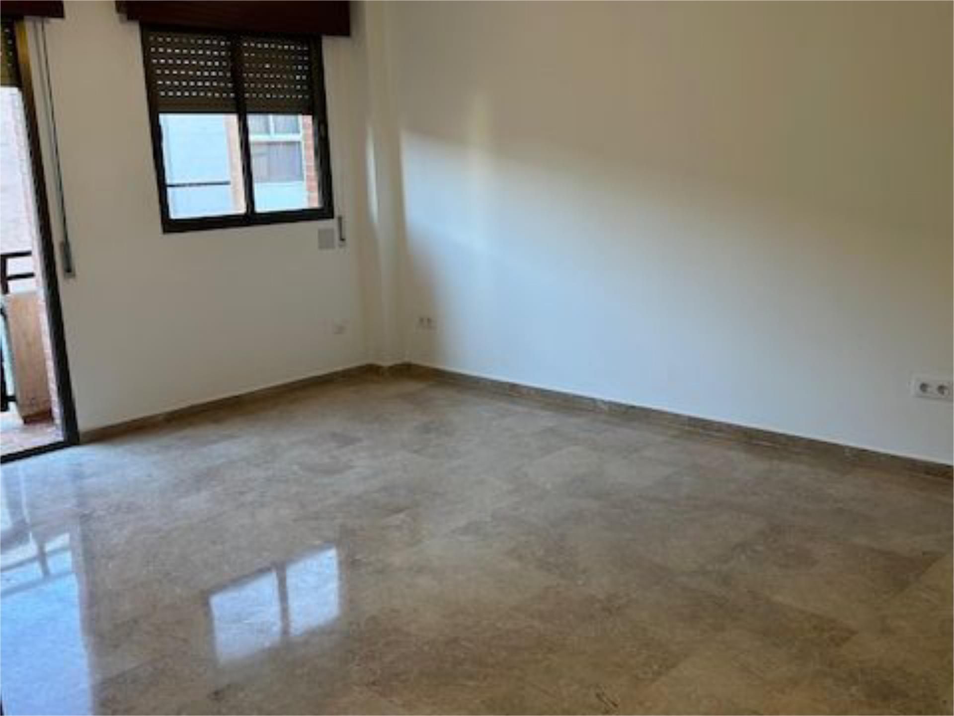 Piso en  Calle Carlos de Cepeda 3 - Foto 2