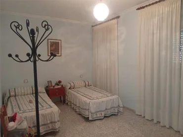 Chalet en Castillo de Locubín - Foto 6