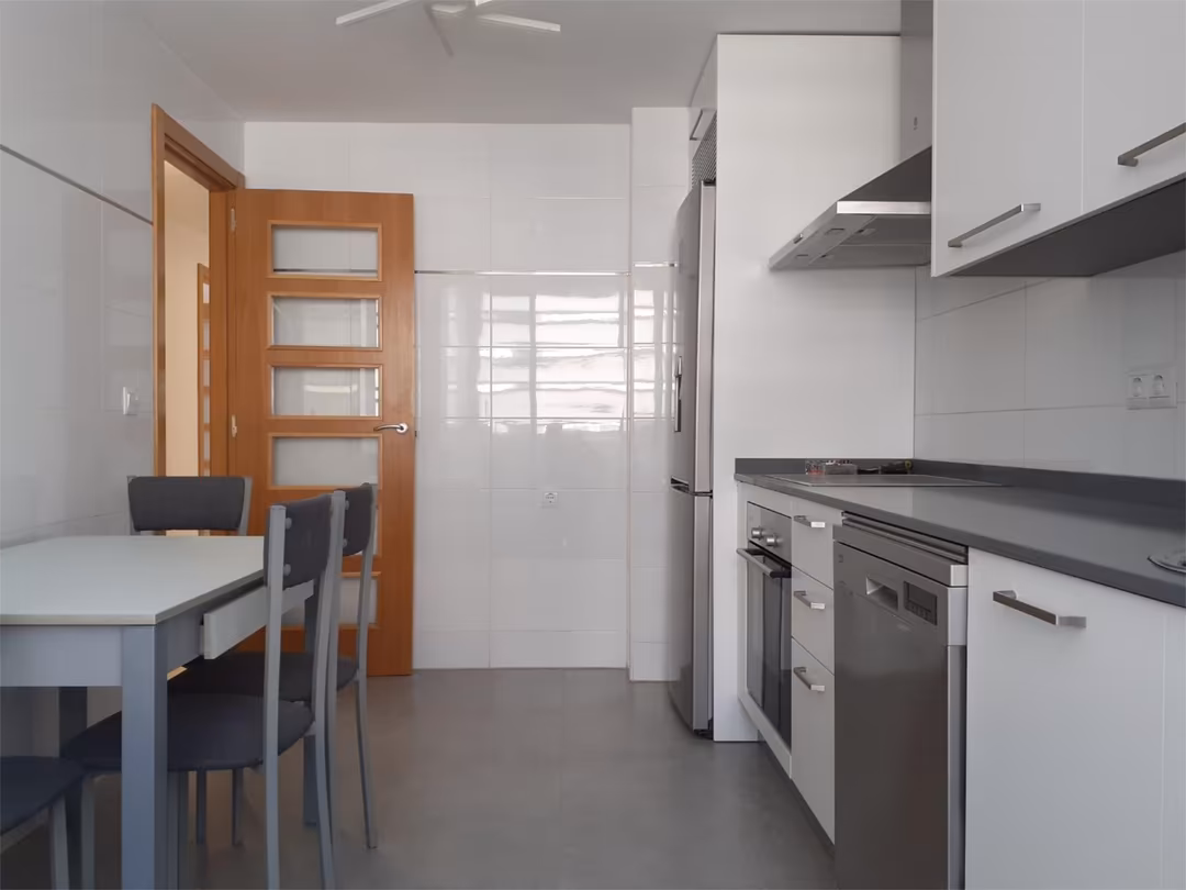 Piso en  Calle Granja de Rocamora 4 - Foto 5