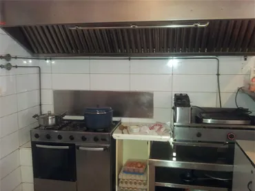 Local comercial en  Avenida Ramón Nieto 245 - Foto 4