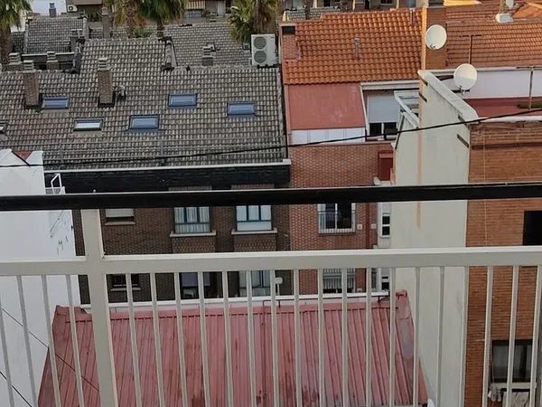 Piso en calle Teruel, 25