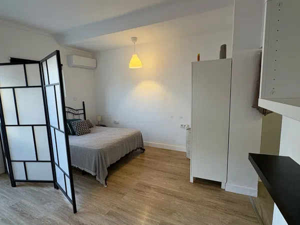 Estudio en Calle Calderón de la Barca, 1 - Foto 1