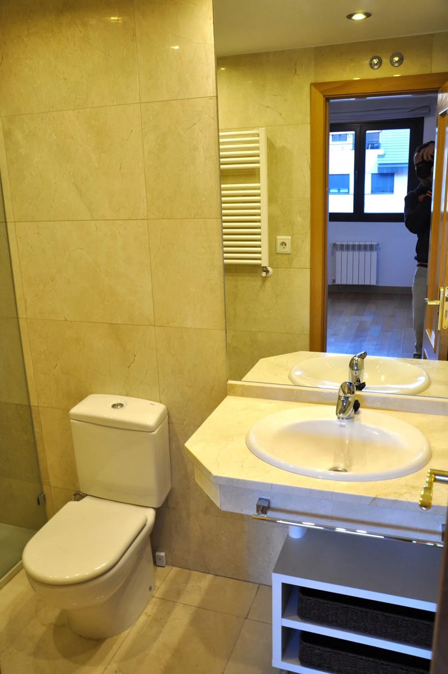 Piso en calle de la Bahía de Santander, 85 - Foto 4