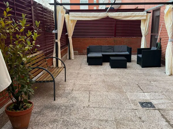 Piso en calle de Miami, 14