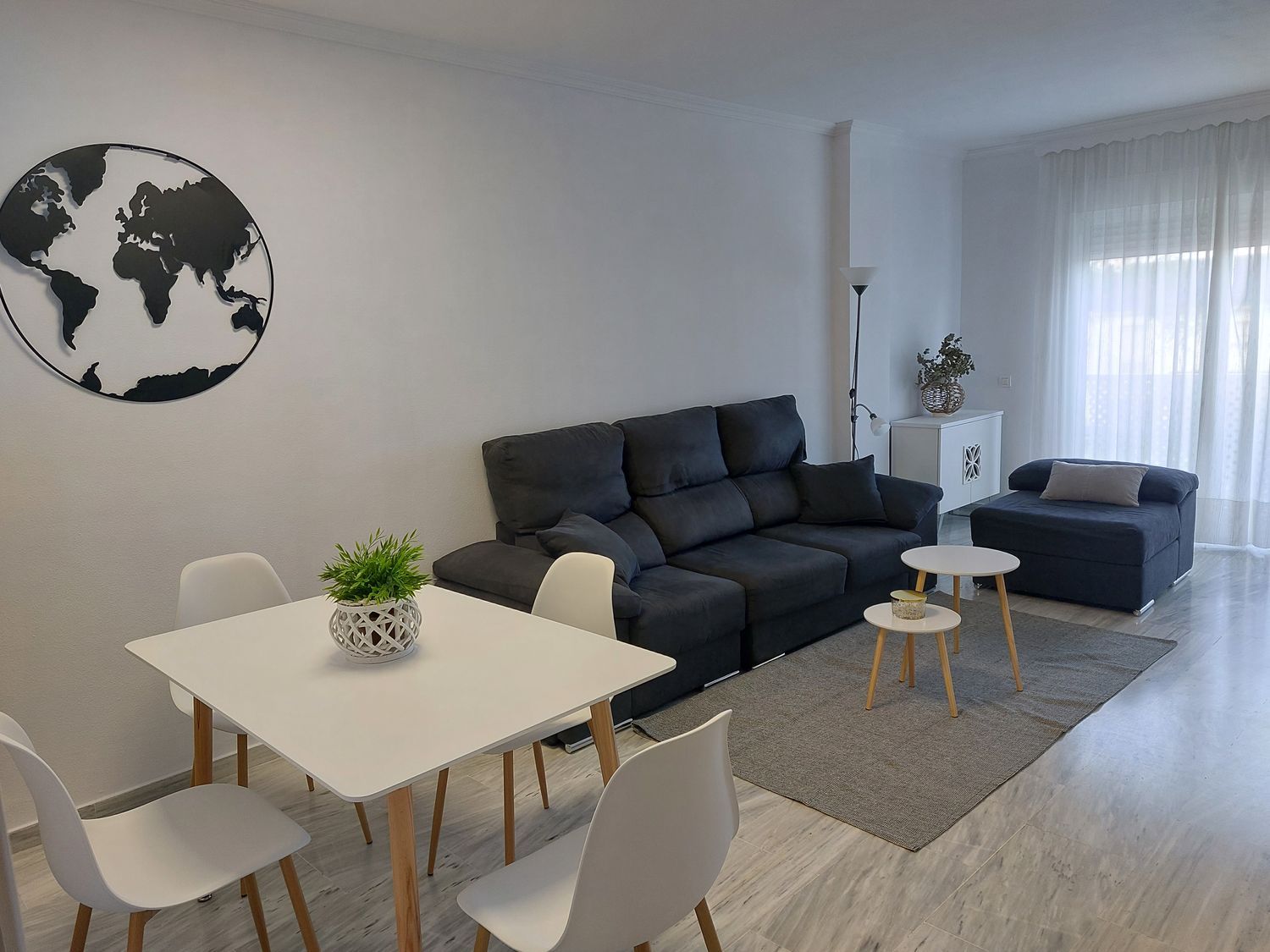 Piso en calle Mercedes Formica, 1 - Foto 2