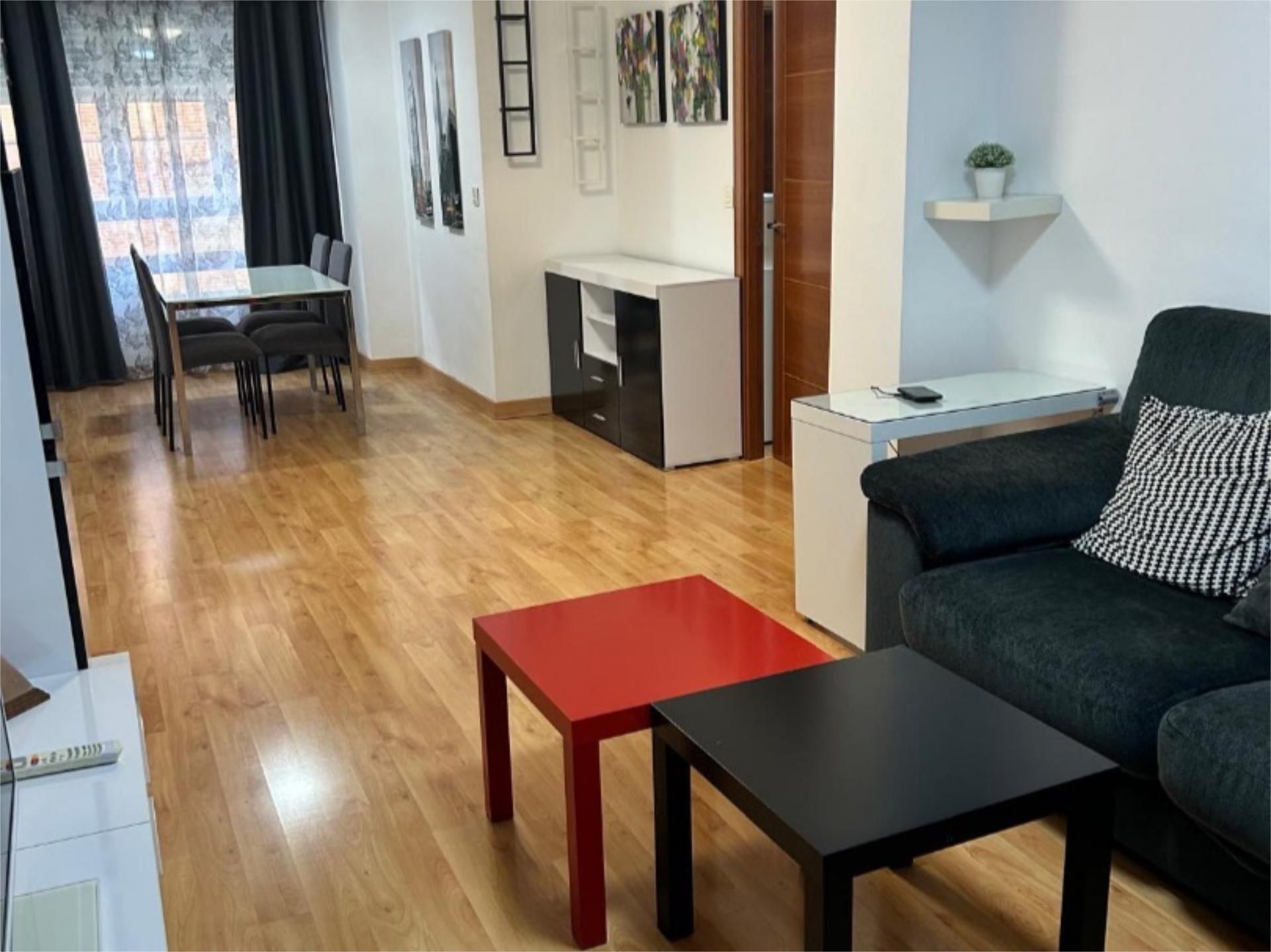 Piso en  Calle Verdiales 15