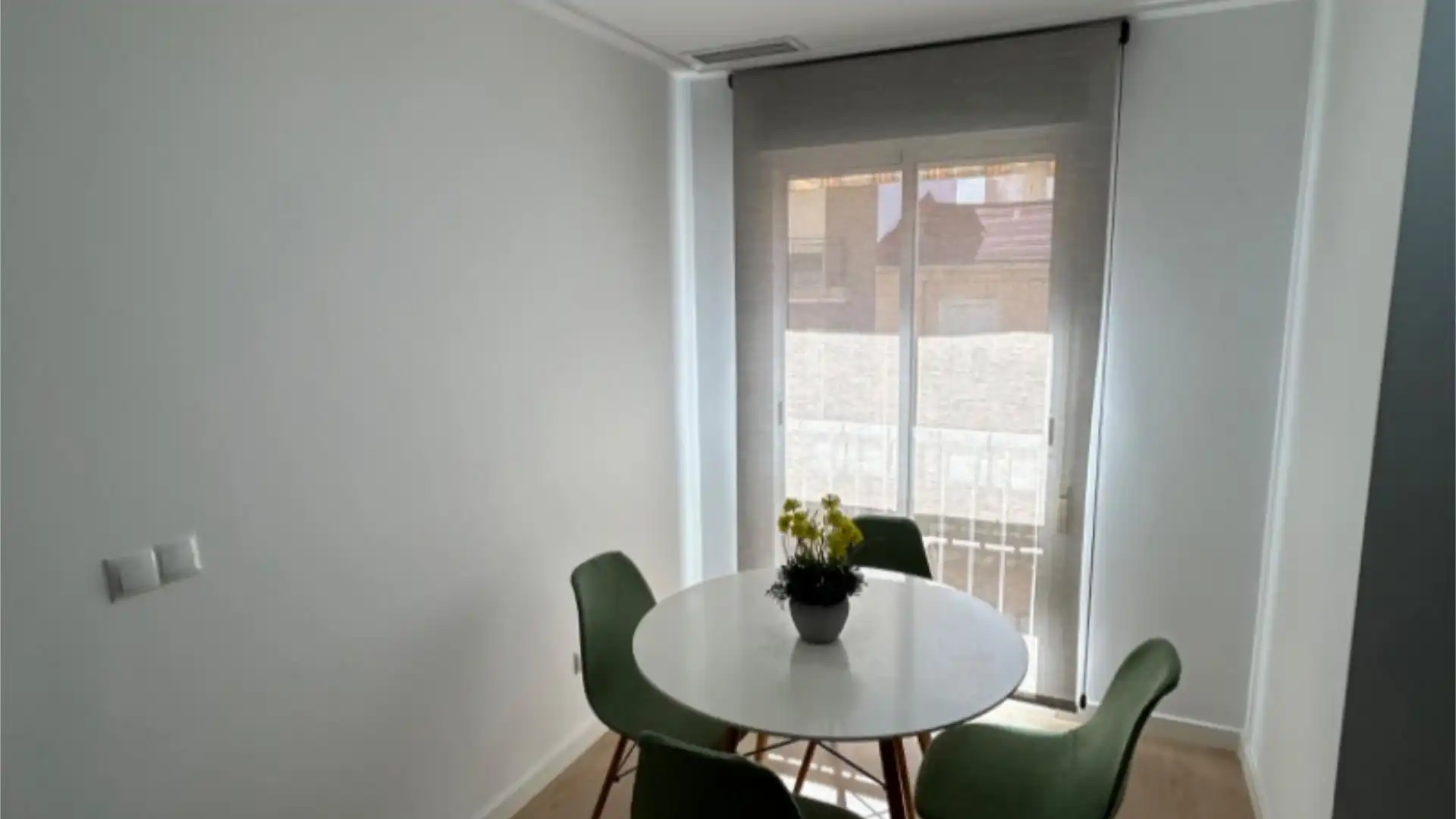 Piso en  Carrer Doctor Ferrán 16 - Foto 2