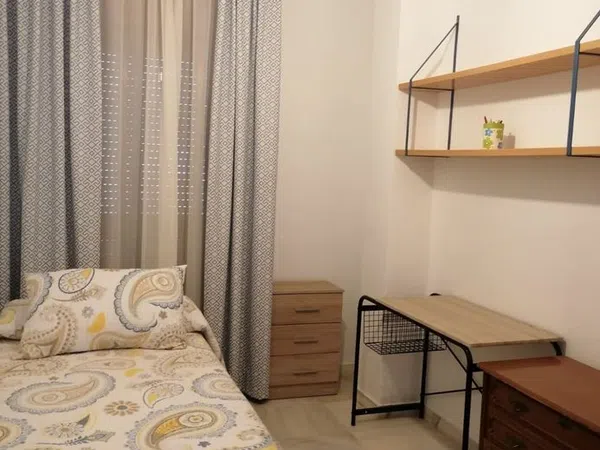 Piso en Calle Pintor Arbasia, 6, Valdeolleros - Zumbacón - Camping - Foto 10