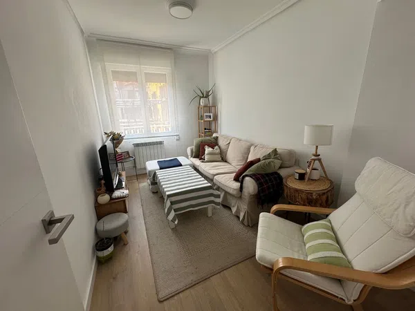 Piso en calle Nueva Dentro-Juderia, 27 - Foto 2