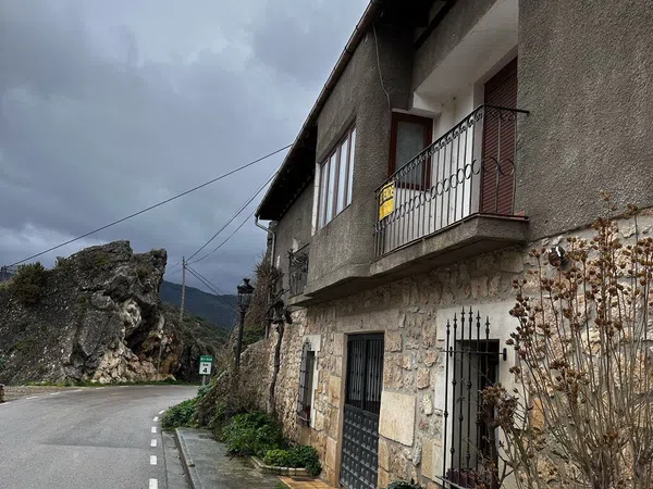 Casa de pueblo en Calle del Crucero, 8 - Foto 2