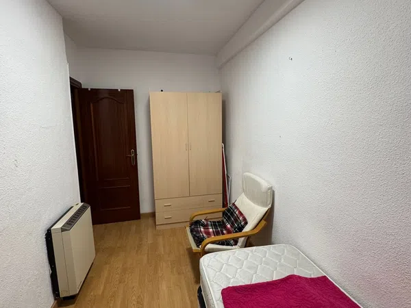 Piso en Reyes Católicos - Foto 7