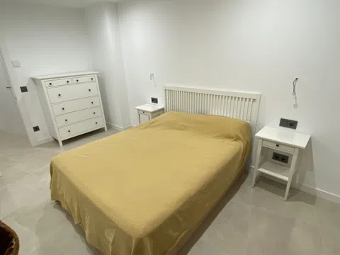 Piso en calle Serranos, 32