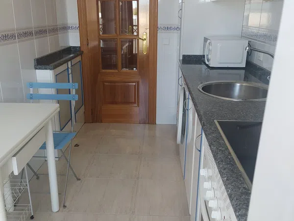 Piso en Capuchinos-Glorieta-C. Jardín - Foto 7