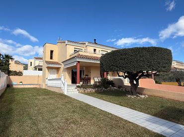 Chalet en  Carrer Vicent Fuentes 28 - Foto 1