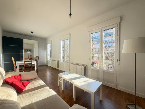 Piso en calle de Francisco Silvela, 16