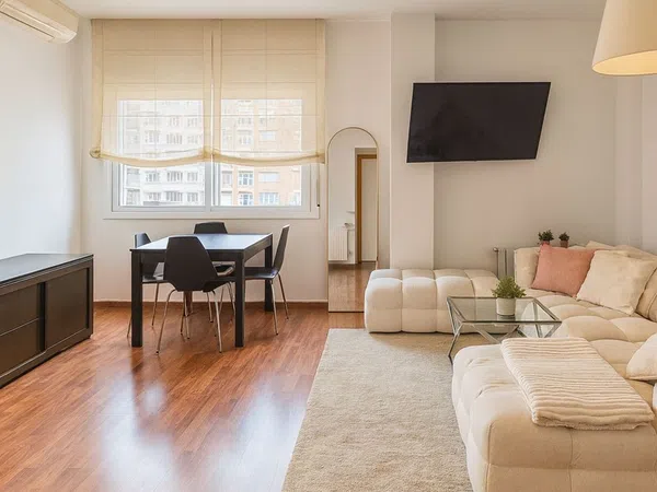 Piso en calle de Sicília, 366