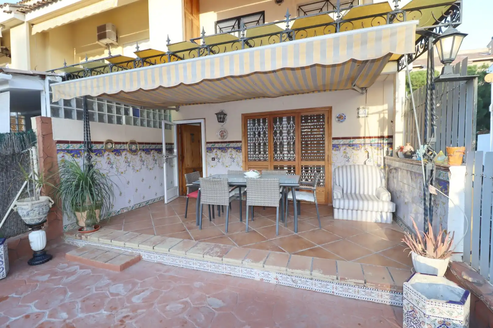 Casa adosada en Godella - Foto 2