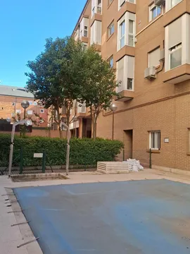 Piso en  Paseo de la Dirección 59