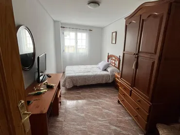 Casa adosada en  Carrer de Castelló 105 - Foto 4