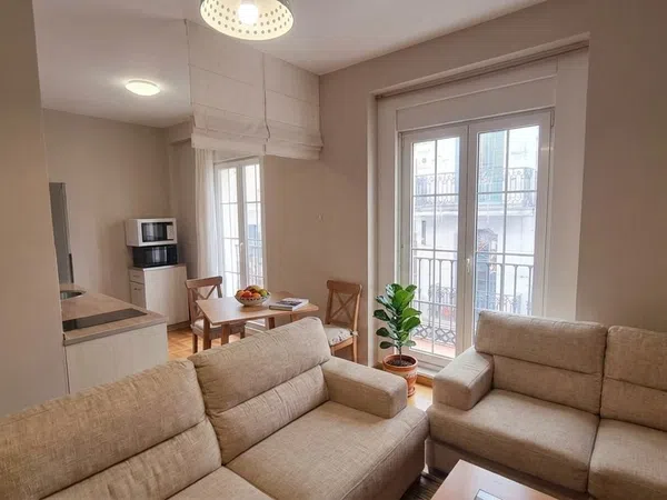 Piso en calle de las Infantas, 25