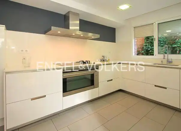 Chalet en L'Hospitalet de Llobregat - Foto 3