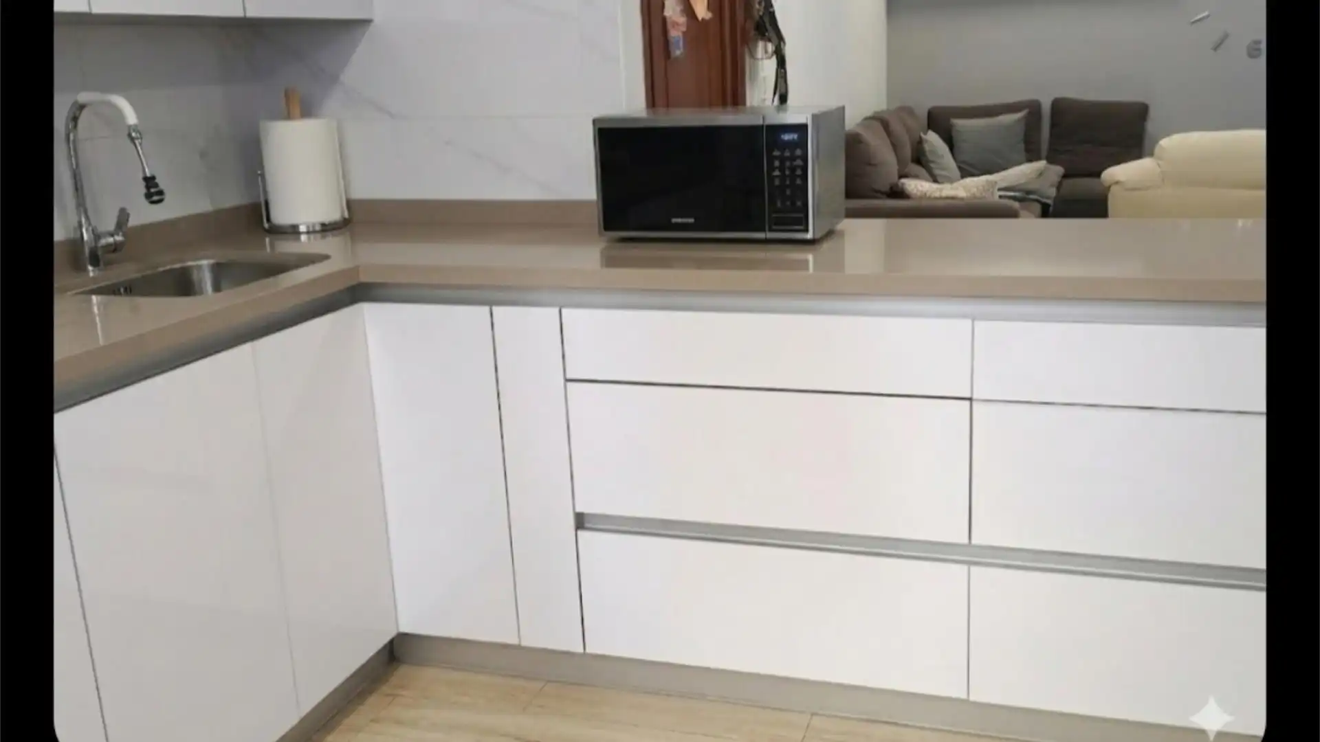 Casa adosada en  Calle Puebla de los Infantes 11 - Foto 8