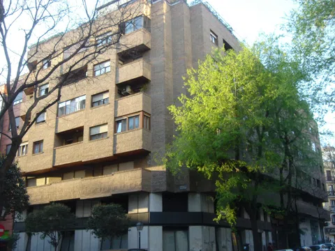 Piso en calle de Vallehermoso, 15