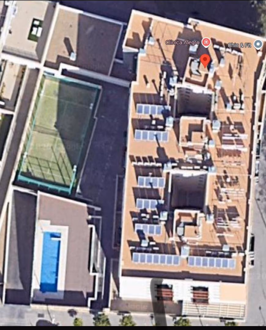 Piso en  Calle Pintora Nuha al Radi 181