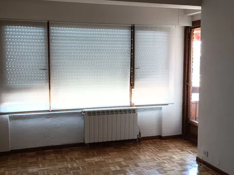 Piso en calle de Colombia, 53