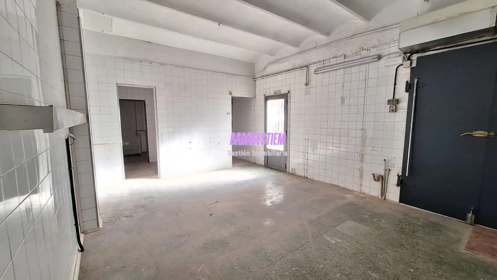 Local comercial en  Avenida Avinguda del Marquès de Mont-roig, 40 - Foto 5