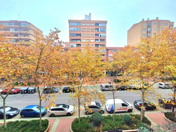 Piso en calle de Antonio Sangenis, 27 - Foto 1