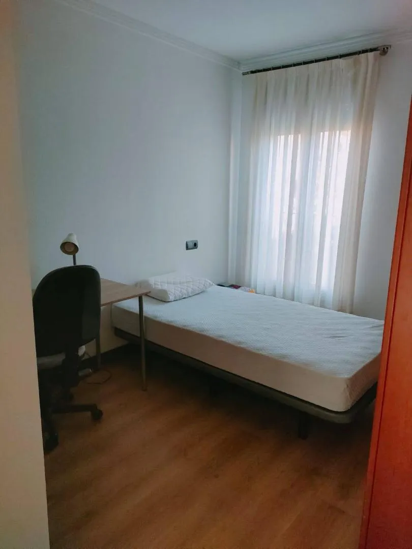 Piso en  Calle Vaguada de La Palma 10 - Foto 4