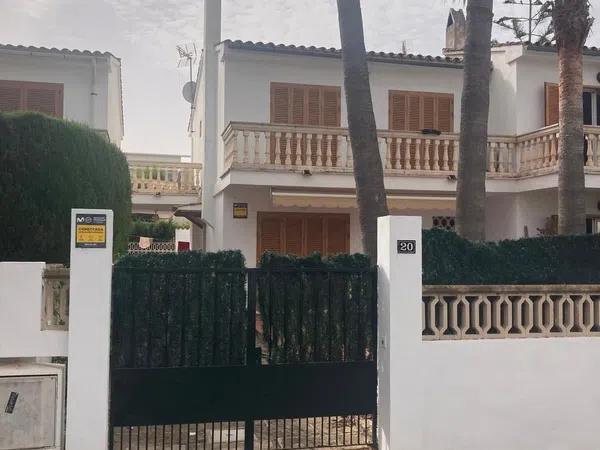 Chalet adosado en calle de la Mar Negra, 20 - Foto 1