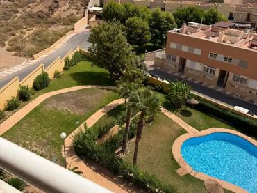 Piso en  Calle Bahía de Almería 18 - Foto 4